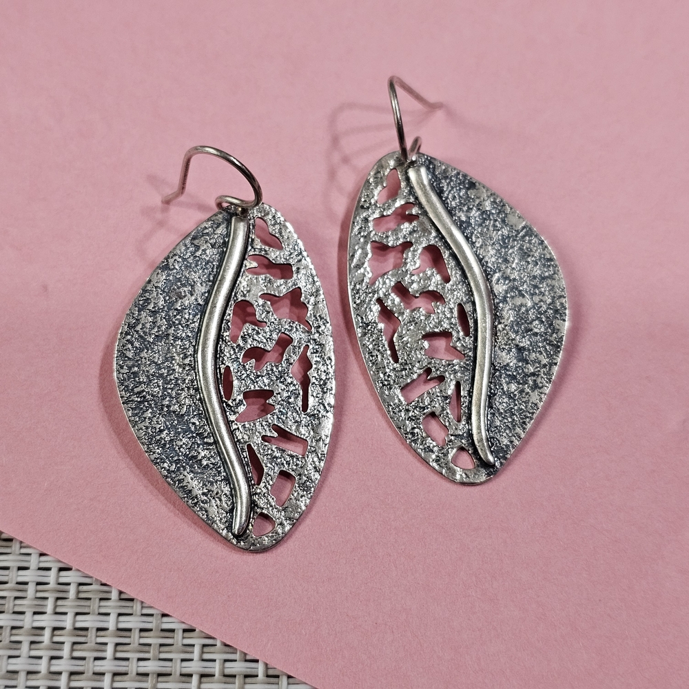 Silpada Silver Leaf Drop Earrings 925 Silver - Picture 10 of 13